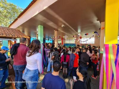 FESTA JUNINA DA ESCOLA ÁGUA VERDE FOI UM SUCESSO