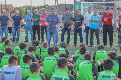 LanÃ§ada a Escola do Coxa em Laranjeiras do Sul 