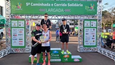 LS: Sicredi Grandes Lagos e Coasul promoveram a 5ª edição da Caminhada e Corrida Solidária  