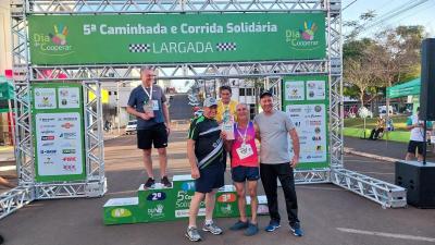 LS: Sicredi Grandes Lagos e Coasul promoveram a 5ª edição da Caminhada e Corrida Solidária  