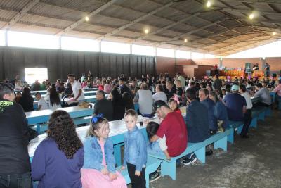 AlmoÃ§o da Escola Padre Gerson foi sucesso em Laranjeiras do Sul (09/07)
