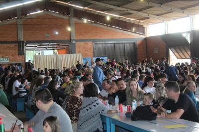 AlmoÃ§o da Escola Padre Gerson foi sucesso em Laranjeiras do Sul (09/07)