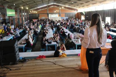 AlmoÃ§o da Escola Padre Gerson foi sucesso em Laranjeiras do Sul (09/07)