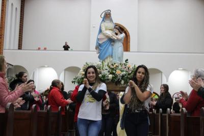 Centenas de FiÃ©is participaram da Abertura das Novenas em louvor a SantÂ´Ana
