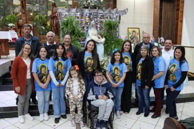 Centenas de FiÃ©is participaram da Abertura das Novenas em louvor a SantÂ´Ana