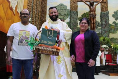 Centenas de FiÃ©is participaram da Abertura das Novenas em louvor a SantÂ´Ana