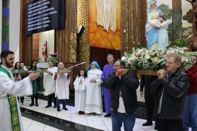 3Âº Dia Da Novena em louvor a Padroeira SantÂ´Ana teve a presenÃ§a da ParÃ³quia SÃ£o JoÃ£o Batista de Nova Laranjeiras