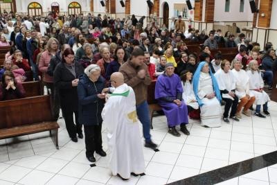3Âº Dia Da Novena em louvor a Padroeira SantÂ´Ana teve a presenÃ§a da ParÃ³quia SÃ£o JoÃ£o Batista de Nova Laranjeiras