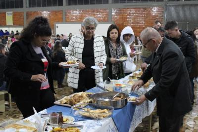 3Âº Dia Da Novena em louvor a Padroeira SantÂ´Ana teve a presenÃ§a da ParÃ³quia SÃ£o JoÃ£o Batista de Nova Laranjeiras