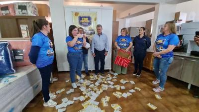 MOVELAR/TOK LAR de Laranjeiras do Sul realizou o 1Âº Sorteio dos vale-compras da promoÃ§Ã£o TOK PRÃŠMIOS.
