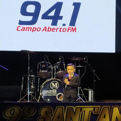 Segunda noite do 9Â° Santâ€™Ana Fest tambÃ©m lota pavilhÃ£o da matriz