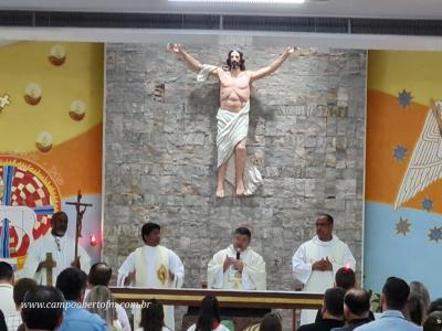 Em Porto Barreiro, Padre Marco AurÃ©lio celebra 15 anos de sacerdÃ³cio