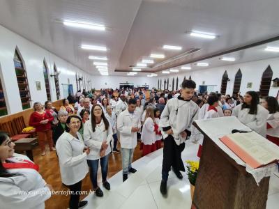 Em Porto Barreiro, Padre Marco AurÃ©lio celebra 15 anos de sacerdÃ³cio