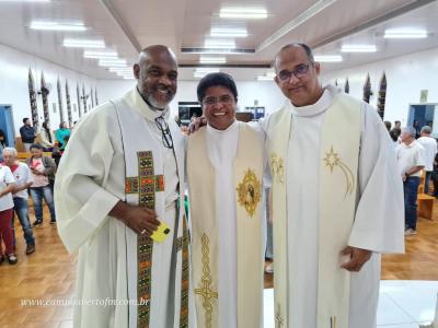 Em Porto Barreiro, Padre Marco AurÃ©lio celebra 15 anos de sacerdÃ³cio