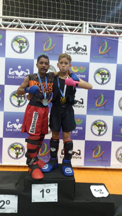 Laranjeiras do Sul conquista trÃªs primeiros lugares na Copa ParanÃ¡ de Kickboxing. 