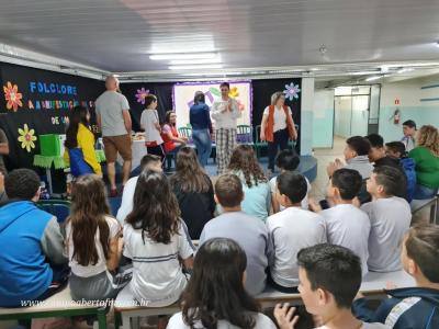 Projeto Tampinha reciclada gratidÃ£o compartilhada toma proporÃ§Ãµes jamais imaginadas pelos seus idealizadores