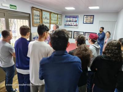 Alunos do Centro da Juventude de Laranjeiras do Sul visitaram a cÃ¢mara de vereadores