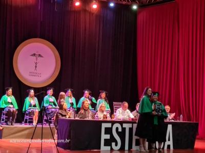 Curso de EstÃ©tica e CosmÃ©tica do Centro Universitario Campo Real celebra formatura com muita emoÃ§Ã£o