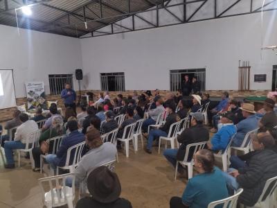 RAÃ‡Ã•ES COPROSSEL â€“ Qualidade da RaÃ§Ã£o Ã© foco de reuniÃ£o com pecuaristas em Nova Laranjeiras 