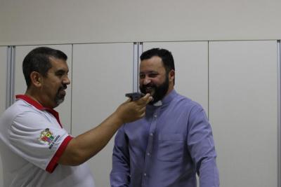 LS: Missa de AÃ§Ã£o de GraÃ§as em louvor aos 10 anos da OrdenaÃ§Ã£o Sacerdotal do Padre SebastiÃ£o Gulart reuniu centenas de fiÃ©is