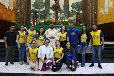 LS: Missa de AÃ§Ã£o de GraÃ§as em louvor aos 10 anos da OrdenaÃ§Ã£o Sacerdotal do Padre SebastiÃ£o Gulart reuniu centenas de fiÃ©is