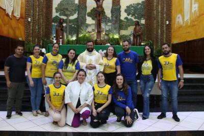 LS: Missa de AÃ§Ã£o de GraÃ§as em louvor aos 10 anos da OrdenaÃ§Ã£o Sacerdotal do Padre SebastiÃ£o Gulart reuniu centenas de fiÃ©is
