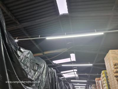 LS: Chuvas e ventos fortes causam estragos na regiÃ£o do Bairro Palmeiras 