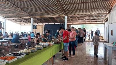 Comunidade Santa Rita do Porto Barreiro realizou o 13º Costelão