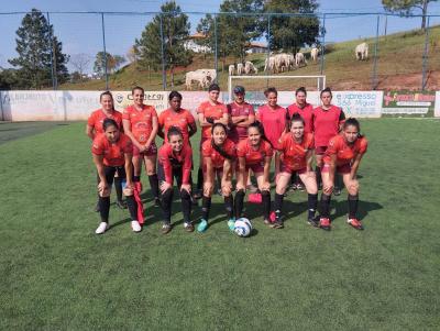 10 equipes participam da 1Âª Copa Garotas em Campo 