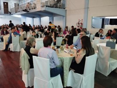 LS: Jantar Prol ao SOS promovido pelo ObservatÃ³rio Social foi sucesso de comercializaÃ§Ã£o.