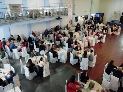 LS: Jantar Prol ao SOS promovido pelo ObservatÃ³rio Social foi sucesso de comercializaÃ§Ã£o.