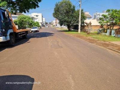 OperaÃ§Ã£o Tapa-Buracos estÃ¡ a todo vapor contemplando ruas do anel central e bairros de Laranjeiras do Sul
