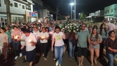 Centenas de FiÃ©is participaram da Acolhida da Imagem Peregrina de Nossa Senhora Aparecida em Laranjeiras do Sul