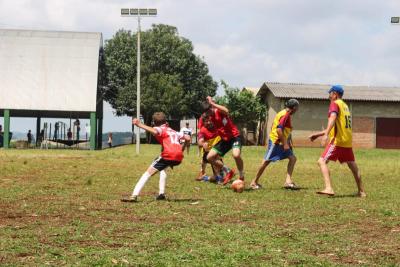 Duelo no Futebol entre VÃ´s x Netos termina empatado no 8 de Junho 