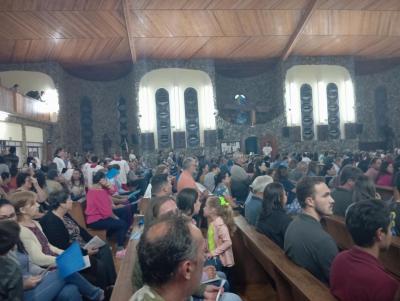 3ÂºDia da Novena de Nossa Senhora Aparecida em Laranjeiras do Sul foi marcada pela emoÃ§Ã£o