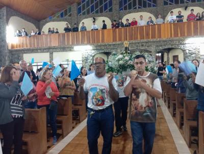3ÂºDia da Novena de Nossa Senhora Aparecida em Laranjeiras do Sul foi marcada pela emoÃ§Ã£o
