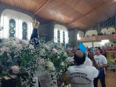 3ÂºDia da Novena de Nossa Senhora Aparecida em Laranjeiras do Sul foi marcada pela emoÃ§Ã£o
