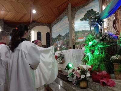 Bispo Dom Amilton presidiu o 4Âº dia da Novena de Nossa Senhora Aparecida em Laranjeiras do Sul