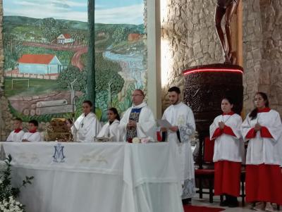 Bispo Dom Amilton presidiu o 4Âº dia da Novena de Nossa Senhora Aparecida em Laranjeiras do Sul