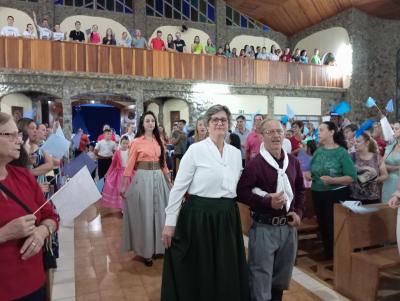 Bispo Dom Amilton presidiu o 4Âº dia da Novena de Nossa Senhora Aparecida em Laranjeiras do Sul