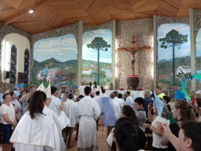 Bispo Dom Amilton presidiu o 4Âº dia da Novena de Nossa Senhora Aparecida em Laranjeiras do Sul