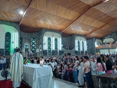 7Âª Dia da Novena de Aparecida em Laranjeiras do Sul foi presidida pelo Padre Everton