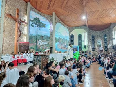 7Âª Dia da Novena de Aparecida em Laranjeiras do Sul foi presidida pelo Padre Everton