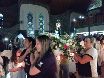 8Âº Dia da Novena de Aparecida em Laranjeiras do Sul teve benÃ§Ã£o para os professores e funcionÃ¡rios pÃºblicos