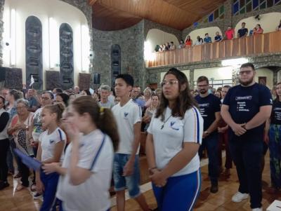 8Âº Dia da Novena de Aparecida em Laranjeiras do Sul teve benÃ§Ã£o para os professores e funcionÃ¡rios pÃºblicos