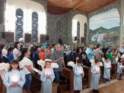 8Âº Dia da Novena de Aparecida em Laranjeiras do Sul teve benÃ§Ã£o para os professores e funcionÃ¡rios pÃºblicos