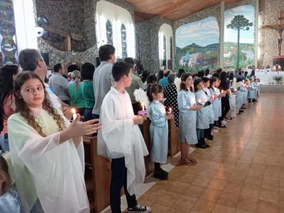 8Âº Dia da Novena de Aparecida em Laranjeiras do Sul teve benÃ§Ã£o para os professores e funcionÃ¡rios pÃºblicos