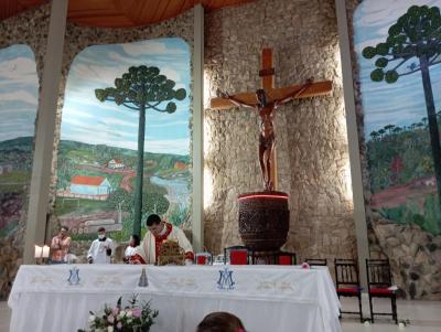 8Âº Dia da Novena de Aparecida em Laranjeiras do Sul teve benÃ§Ã£o para os professores e funcionÃ¡rios pÃºblicos