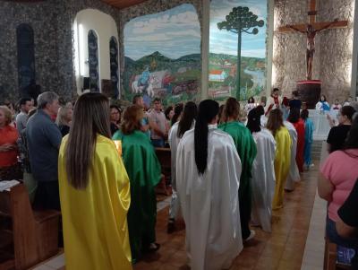8Âº Dia da Novena de Aparecida em Laranjeiras do Sul teve benÃ§Ã£o para os professores e funcionÃ¡rios pÃºblicos