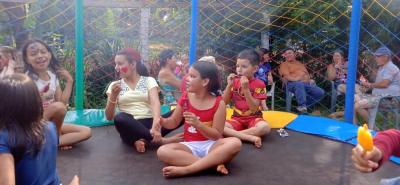 Aconteceu neste domingo (15) a Festa das CrianÃ§as na Vila Somensi